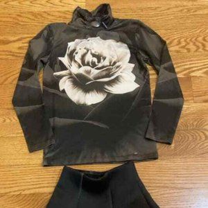 New Junona two piece lot, size 6-7, orig $500